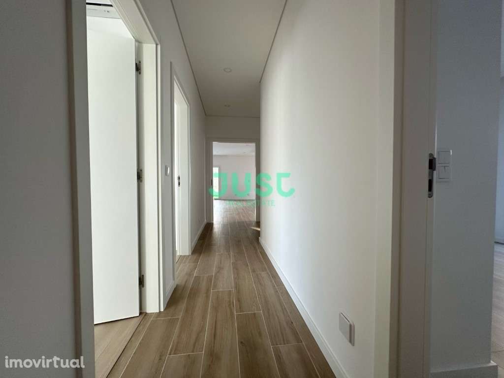 Moradia T3 nos Redondos - Fernão Ferro - Grande imagem: 5/14