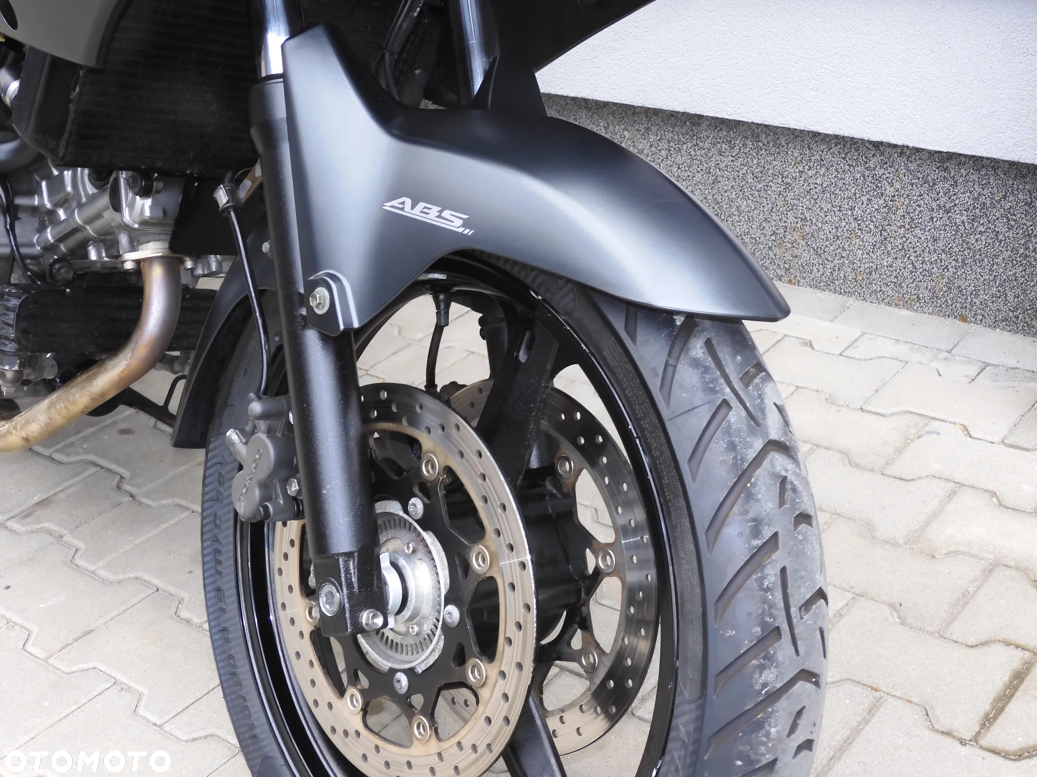 Suzuki DL - 4
