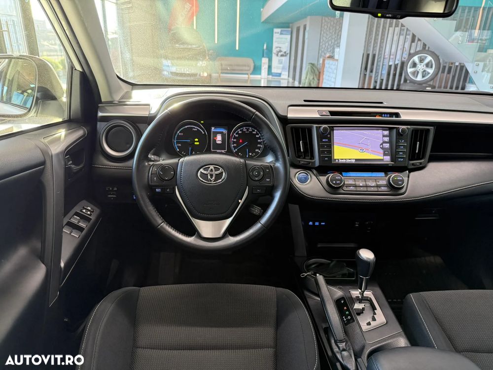 Toyota RAV4 2.5 4x4 Hybrid Executive - 6