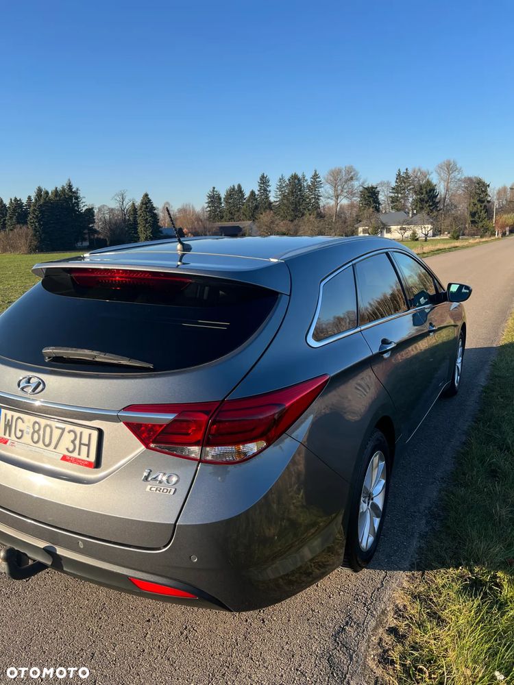 Hyundai i40 Kombi 1.7 CRDi DCT Premium - 3