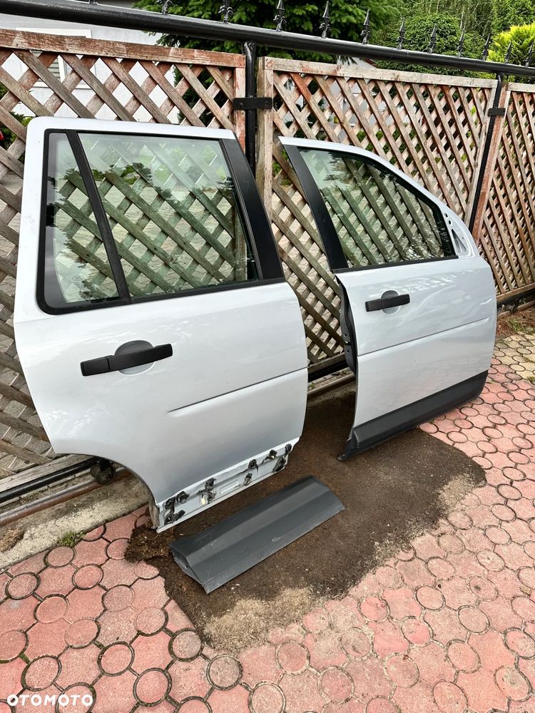 Drzwi Prawe Przednie Tylne Land Rover Freelander II - 2