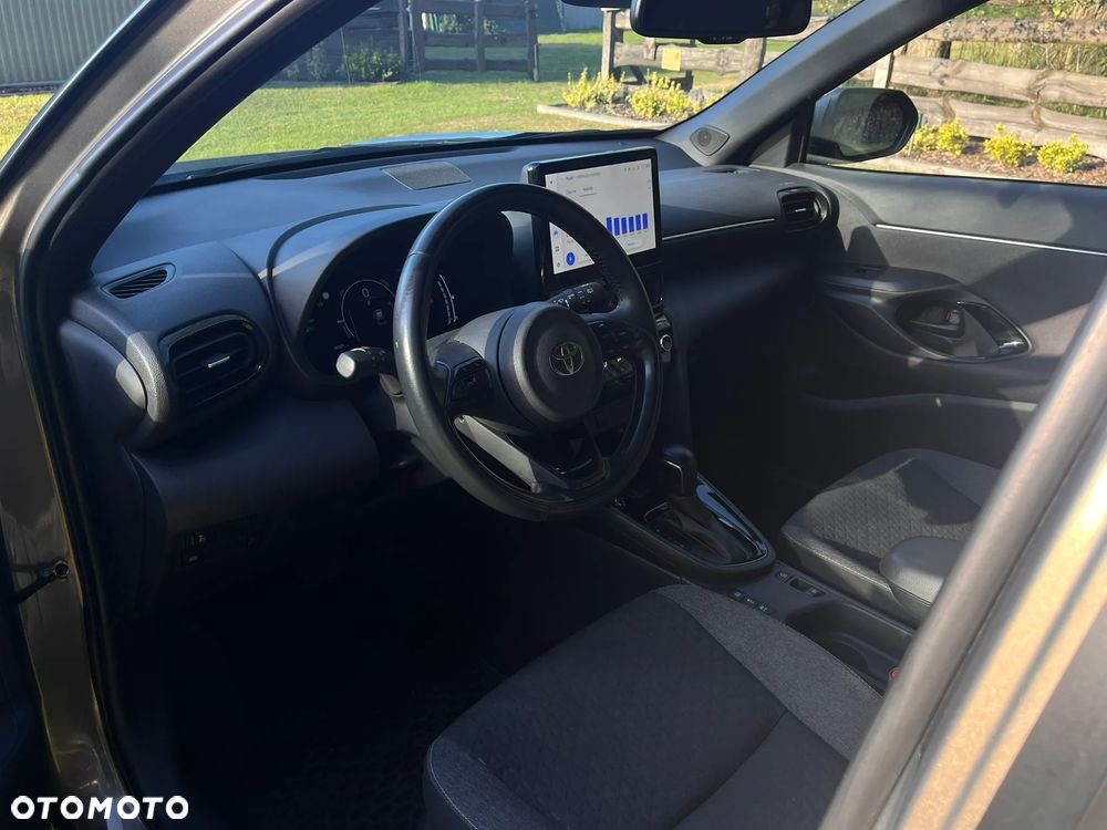 Toyota Yaris Cross - 15