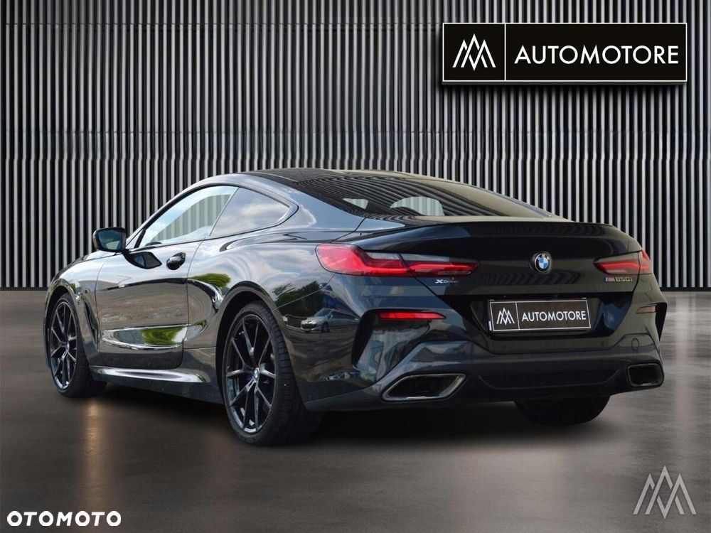 BMW Seria 8 - 11