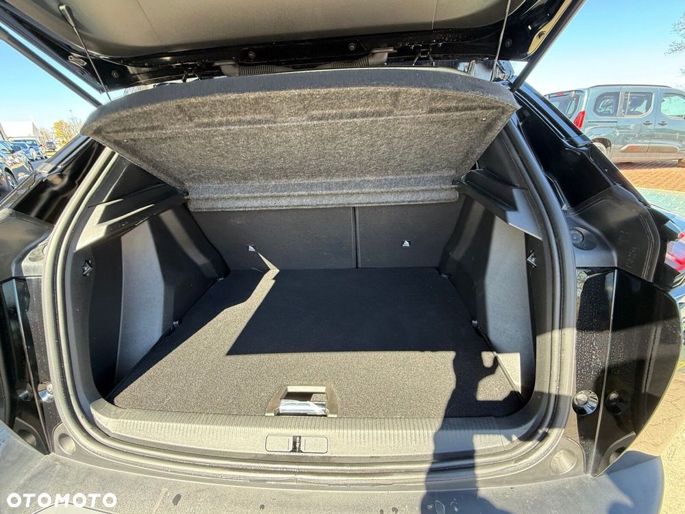 Peugeot 2008 1.2 PureTech Allure Pack S&S EAT8 - 21