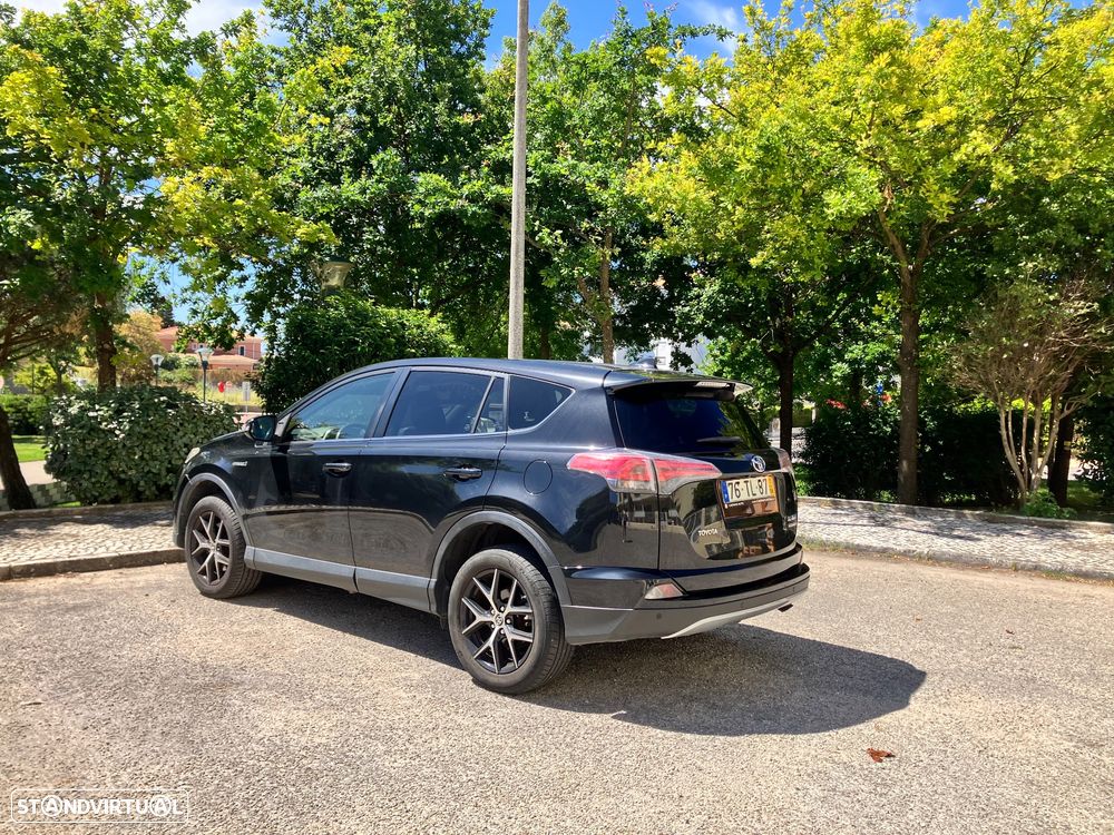 Toyota RAV4 - 7