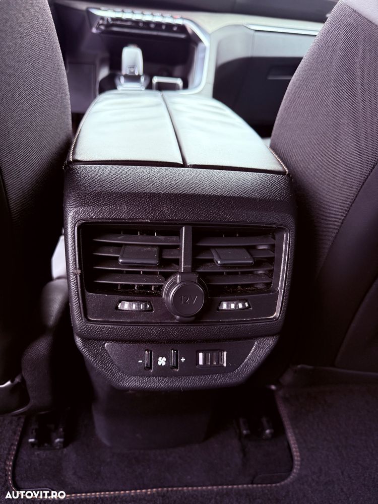 Peugeot 5008 - 12