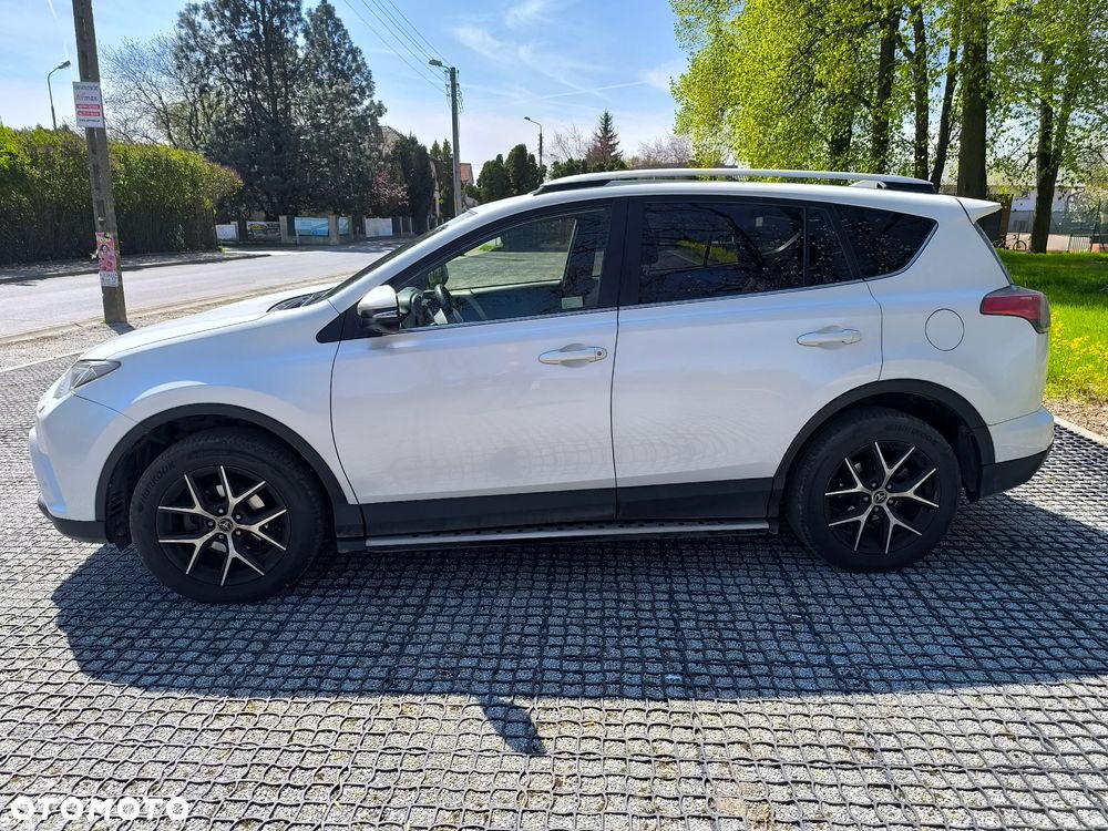 Toyota RAV4 2.0 Prestige MS - 24