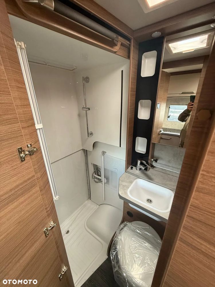 KNAUS TOURER VAN 500 MQ SMC EDITION 20 JAHRE 2 ŁÓŻKA FV23% HAK - 16