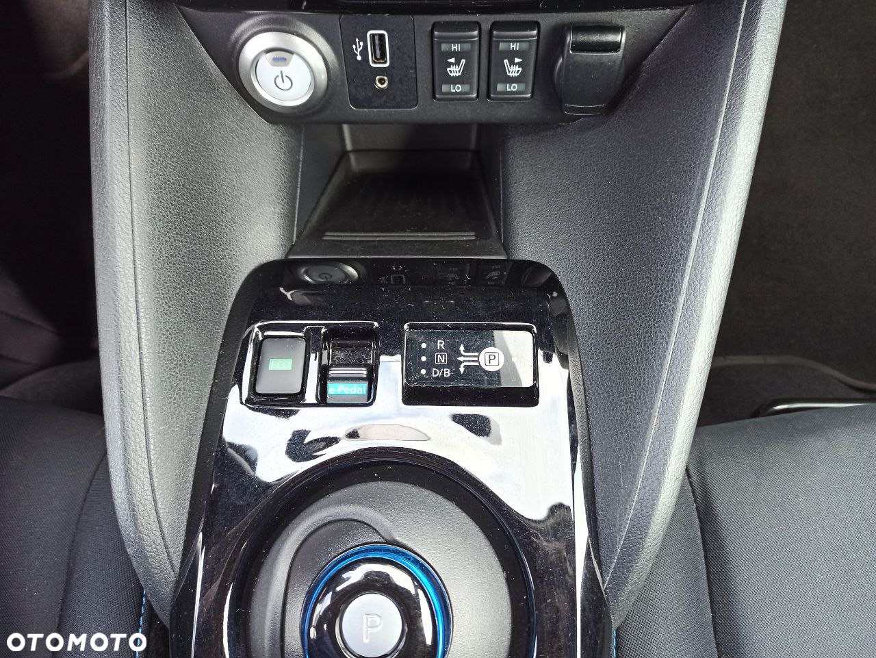 Nissan Leaf 40kWh N-Connecta - 14