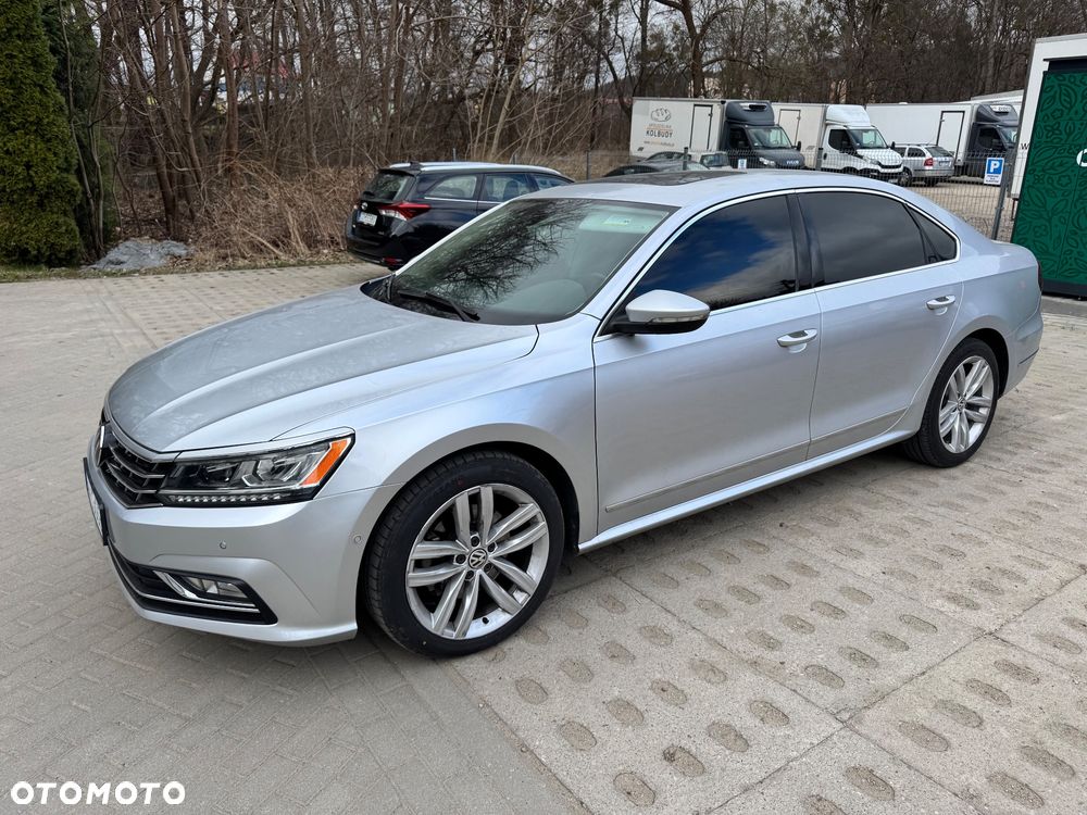 Volkswagen Passat - 3