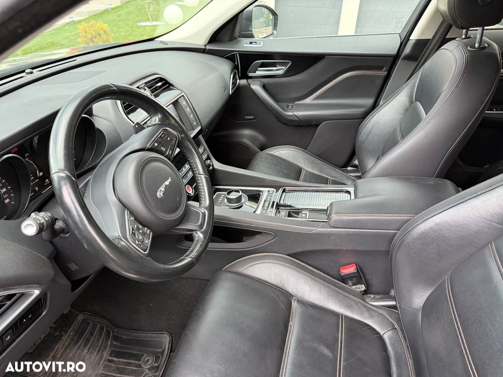 Jaguar F-Pace 20d AWD Prestige - 6