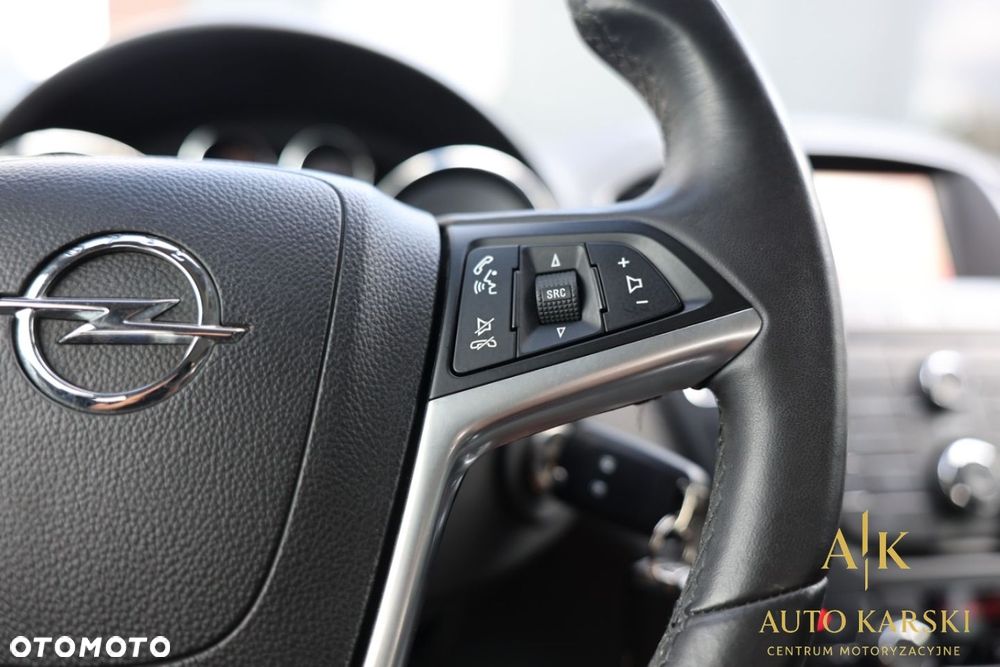 Opel Insignia - 21