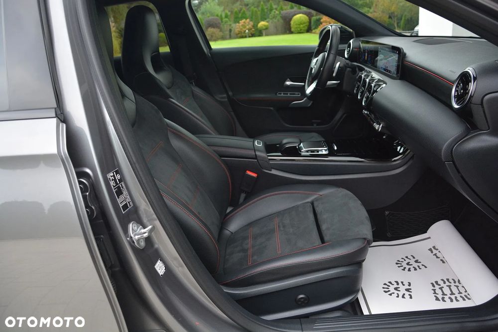 Mercedes-Benz Klasa A 180 7G-DCT AMG Line - 19