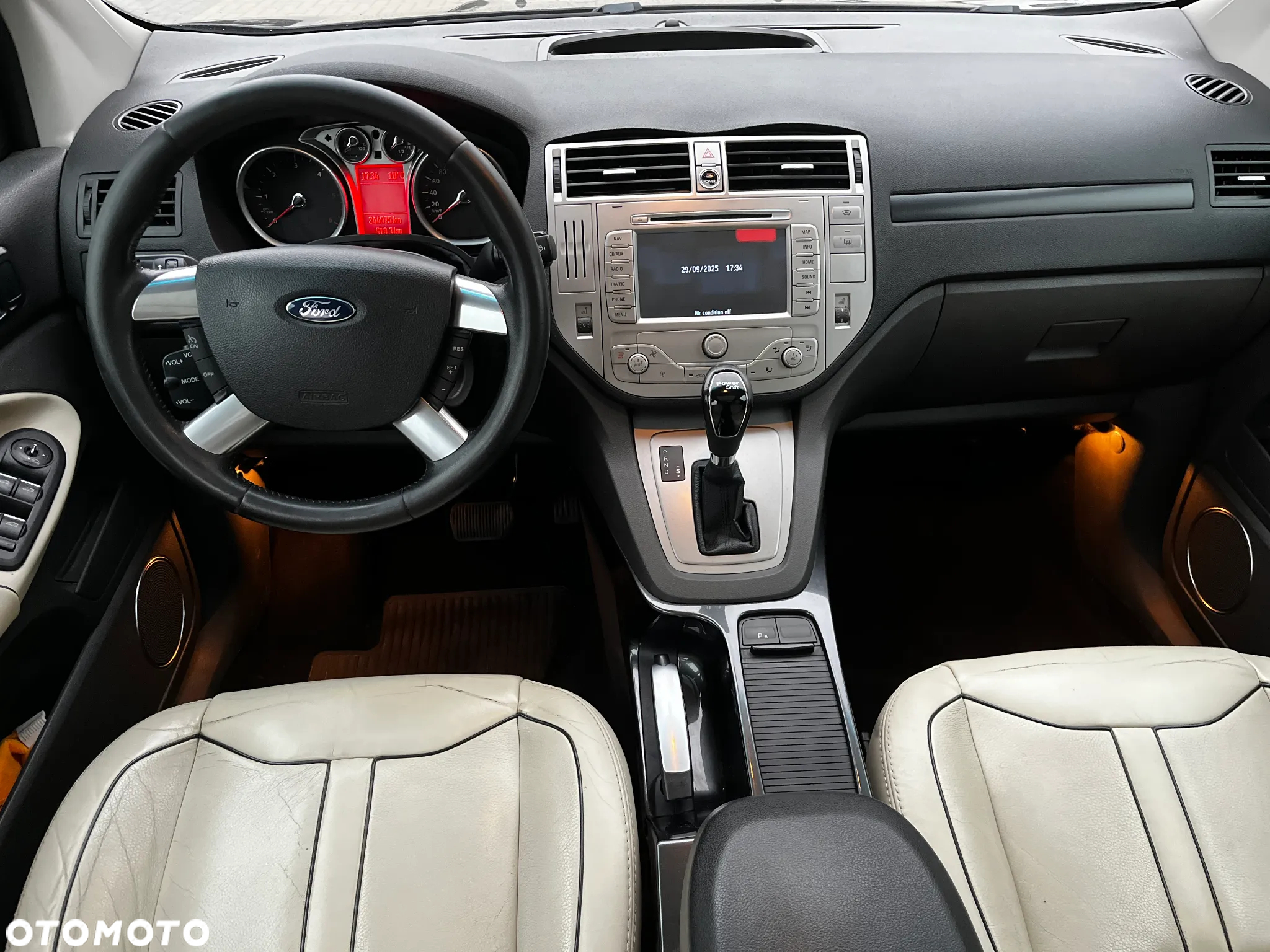 Ford Kuga 2.0 TDCi Individual MPS6 - 11