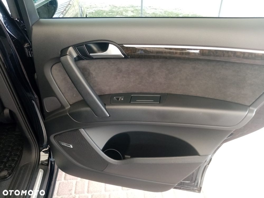 Audi Q7 - 16