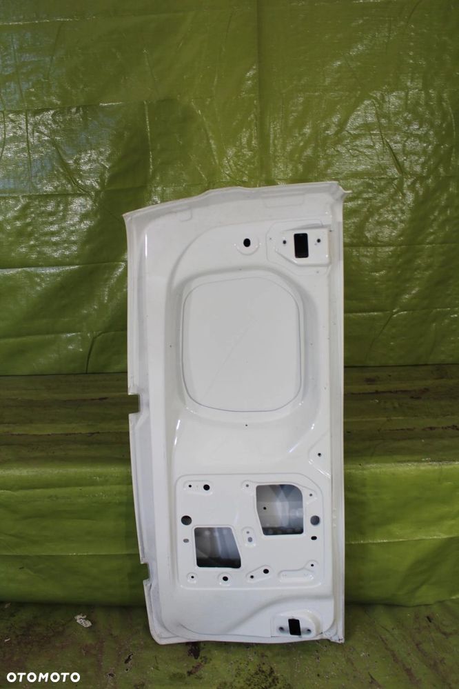 Drzwi Renault Kangoo po 2021r. tył prawy - 2