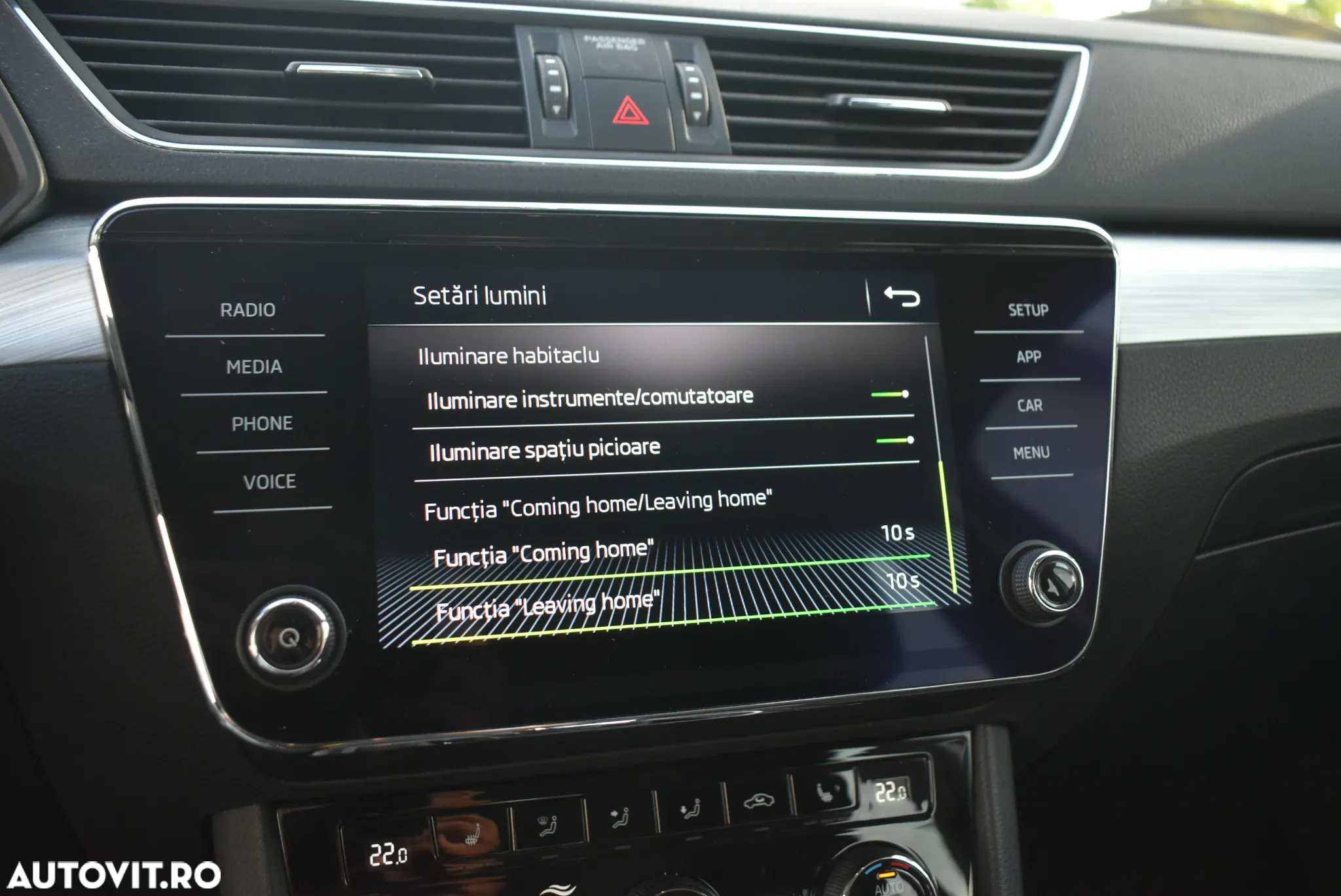 Skoda Superb 2.0 TDI DSG Ambition - 21