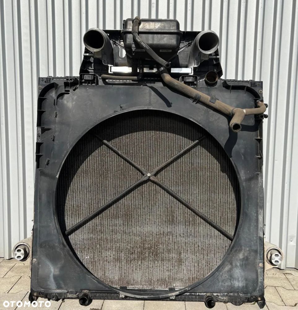 DAF XF EURO 6 LIFT CHŁODNICA WODY INTERCOOLER KOMPLET - 1