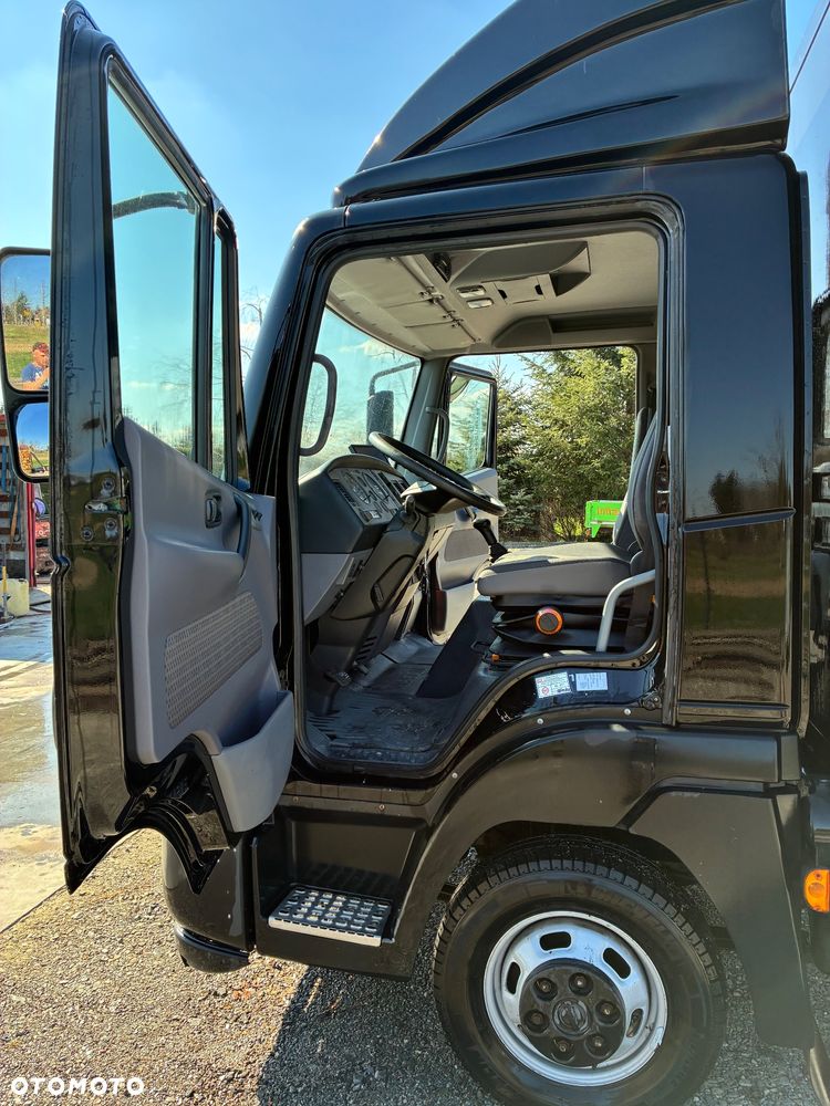 Nissan Atleon Klima Kontener 10 palet Stan b dobry - 7