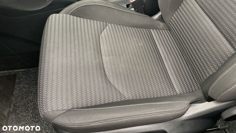 Kia Ceed 1.5 T-GDI M - 16