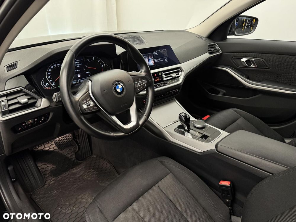 BMW Seria 3 - 15