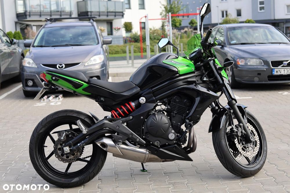 Kawasaki ER - 12