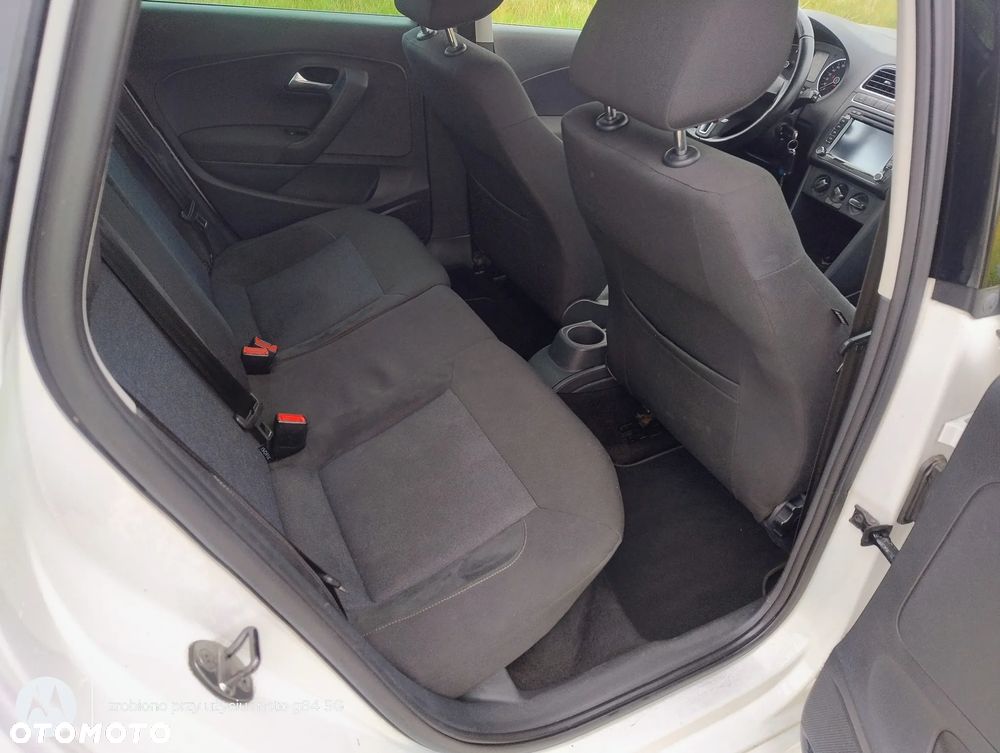 Volkswagen Polo - 18