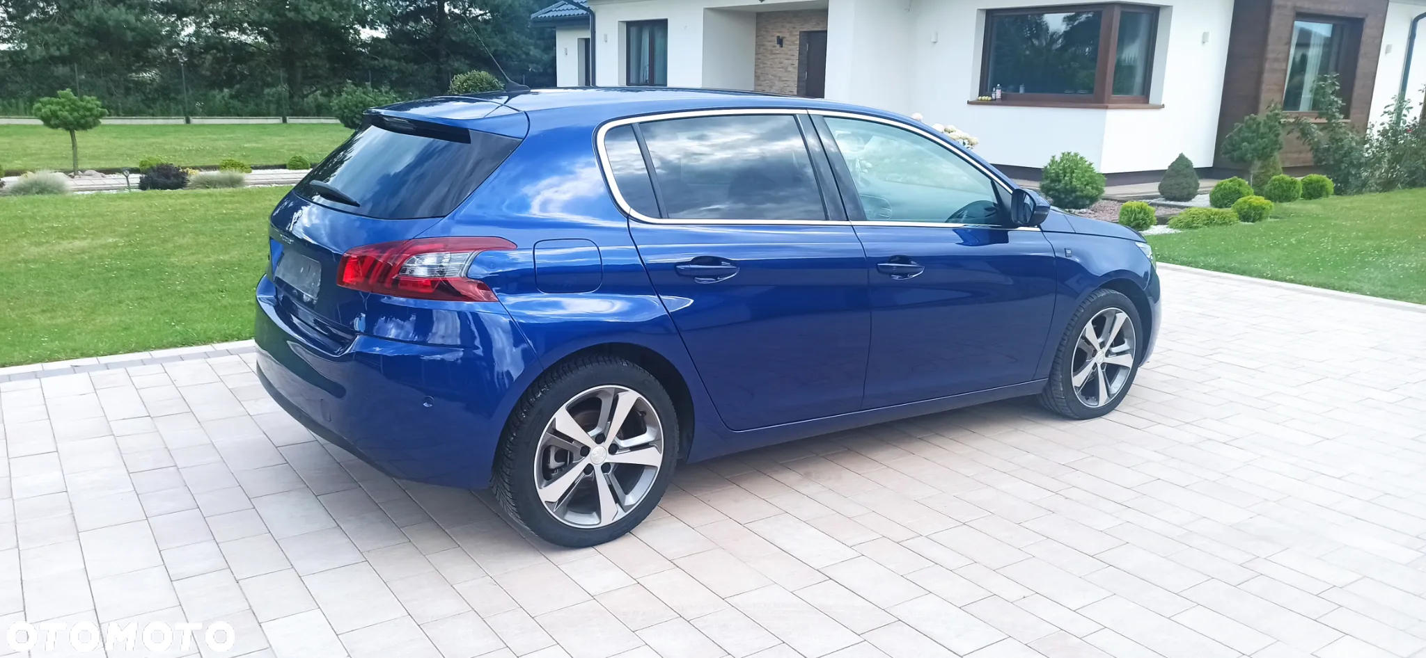 Peugeot 308 BlueHDi 130 EAT8 GT - 9