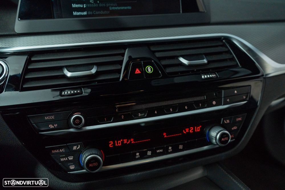 BMW 530 e Pack M - 19