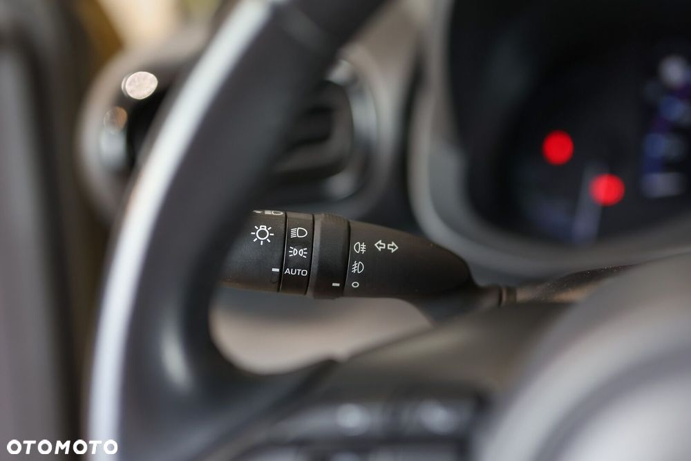 Toyota Yaris Cross Hybrid 1.5 Comfort - 28