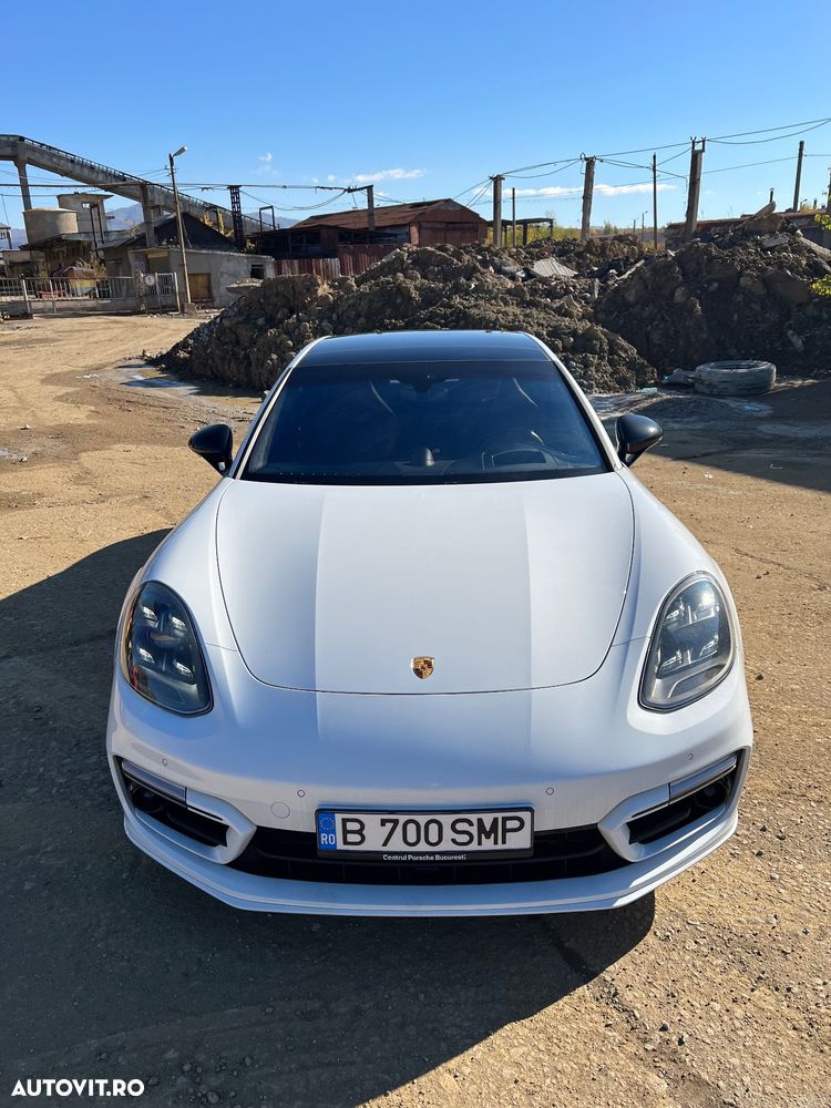 Porsche Panamera 4S Sport Turismo - 3