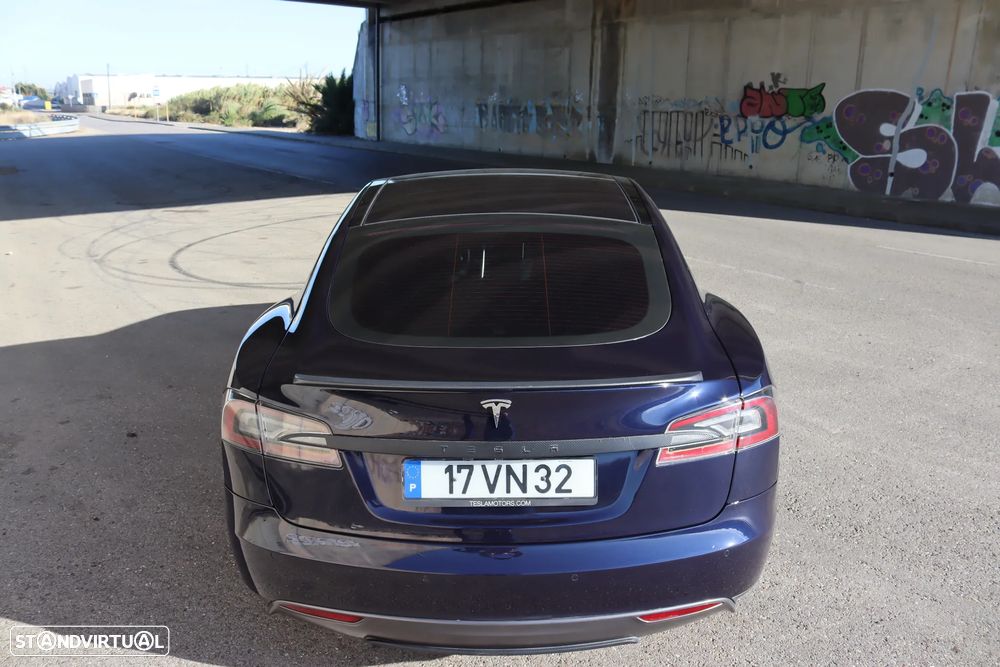 Tesla Model S Performance - 8