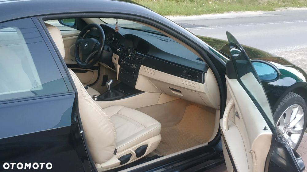 BMW Seria 3 320d - 2