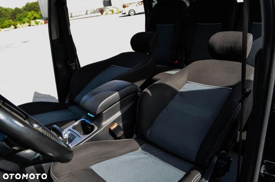 Ford S-Max 2.0 TDCi Ambiente - 27