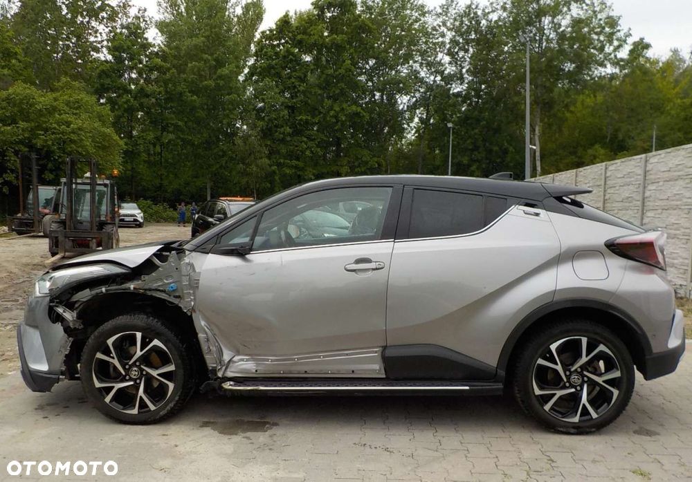 Toyota C-HR - 17