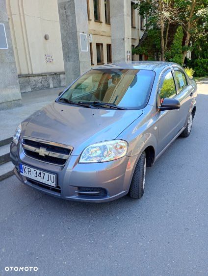 Chevrolet Aveo - 3