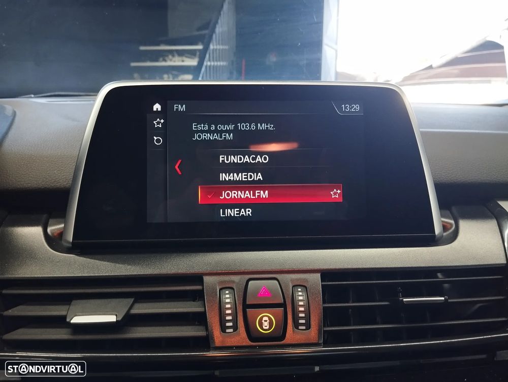 BMW 225xe Active Tourer Advantage - 36