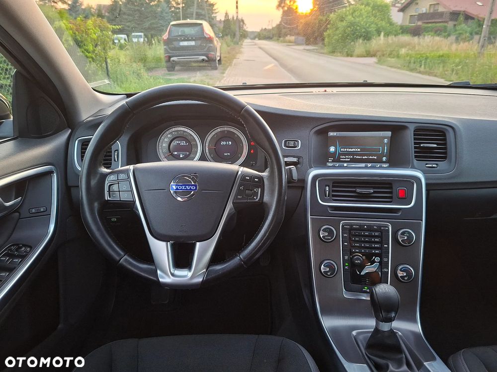 Volvo S60 D3 Momentum - 15