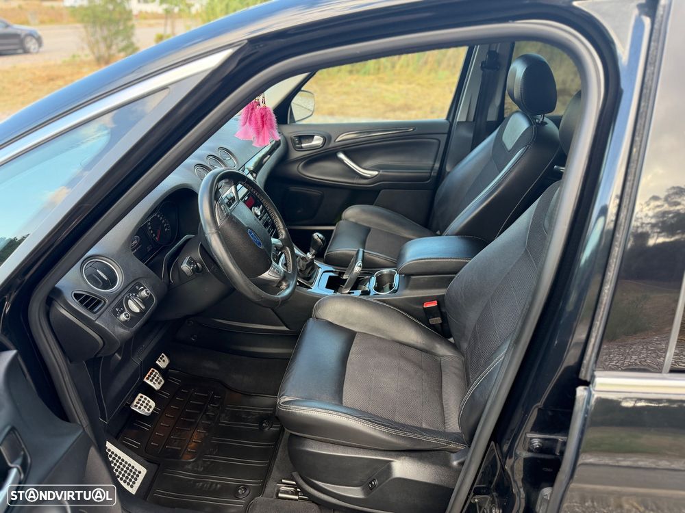 Ford S-Max 2.0 TDCi Titanium 7L - 6