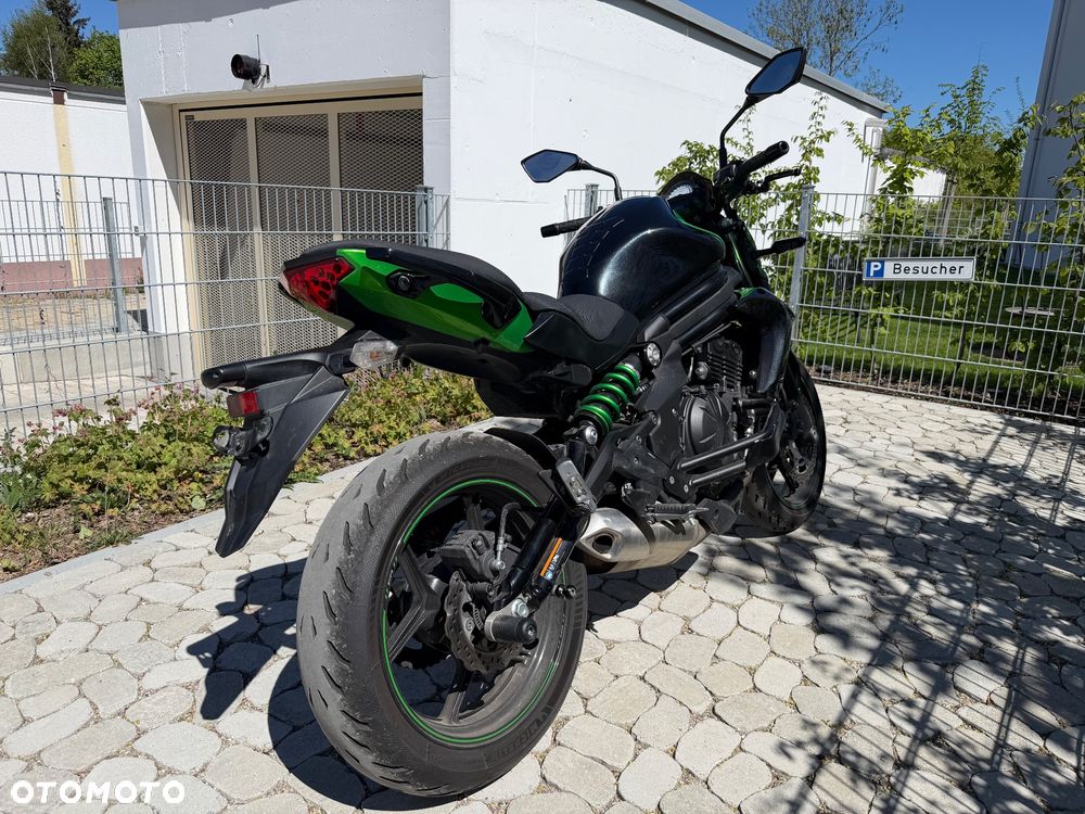 Kawasaki ER - 3