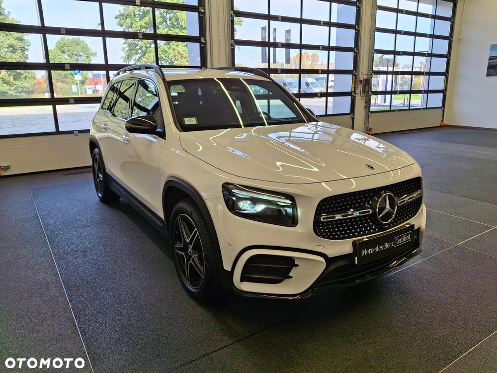 Mercedes-Benz GLB 200 AMG Line 7G-DCT - 3