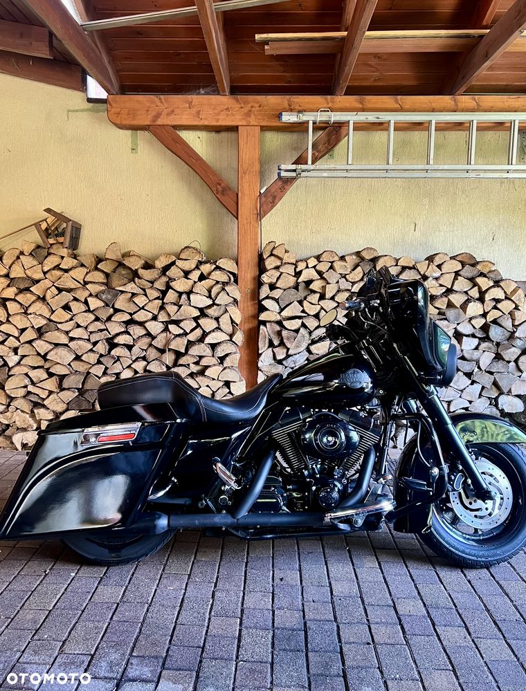 Harley-Davidson Touring Street Glide - 1
