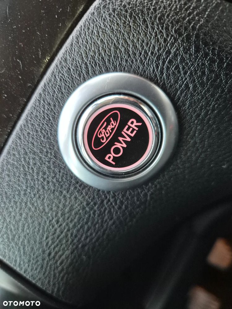 Ford S-Max 2.0 TDCi DPF Titanium X - 24