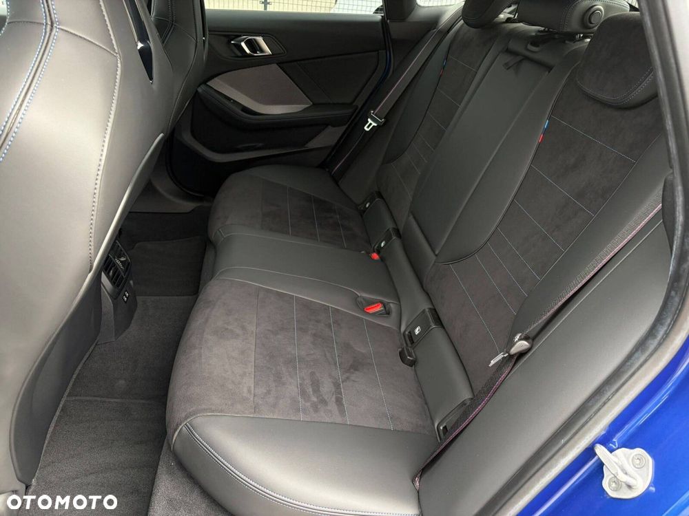 BMW Seria 2 220d mHEV - 16