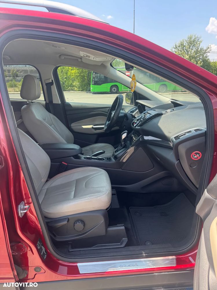 Ford Kuga 2.0 TDCi Powershift 4WD Titanium - 9