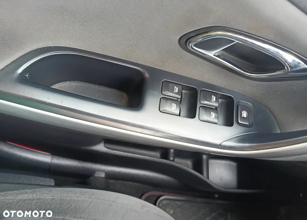 Kia Ceed 1.4 M - 11