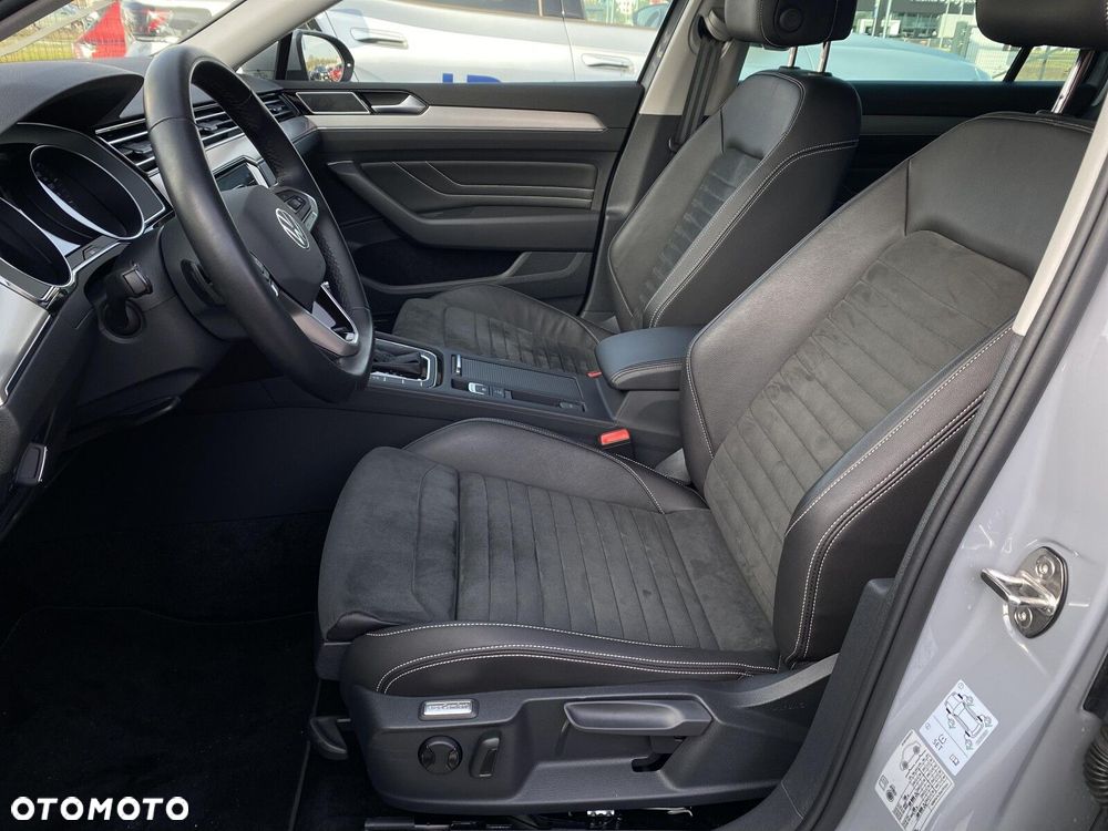 Volkswagen Passat 1.5 TSI EVO Elegance DSG - 11