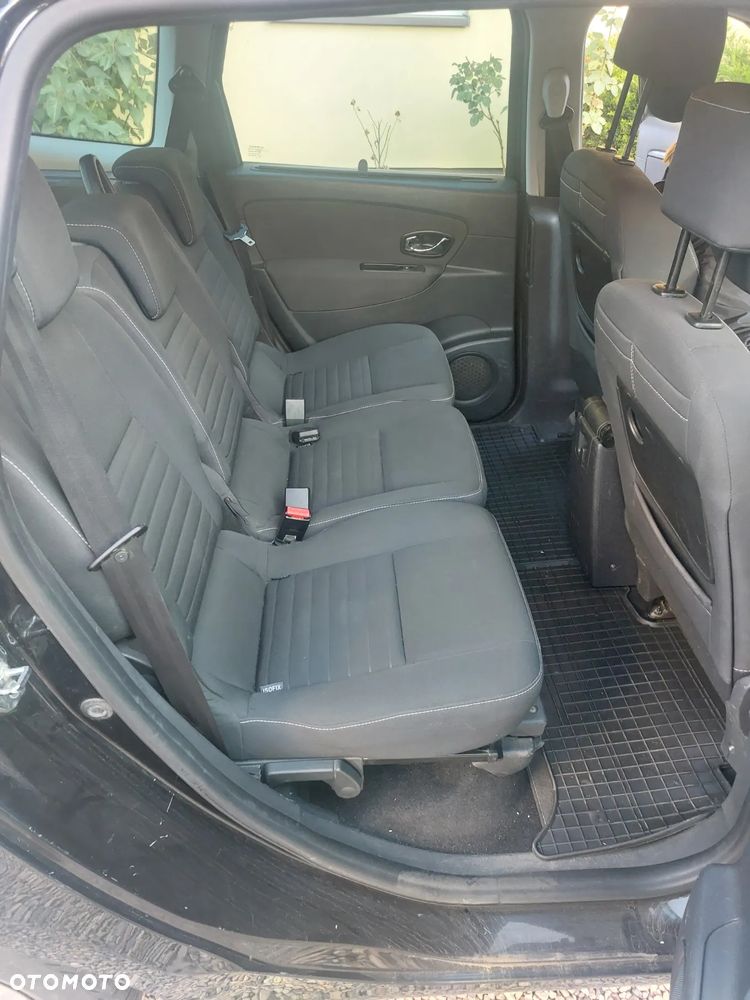 Renault Grand Scenic dCi 110 LIMITED - 7