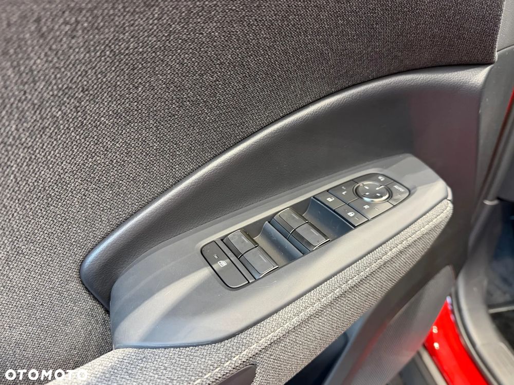 Lexus LBX 1.5 Hybrid - 18
