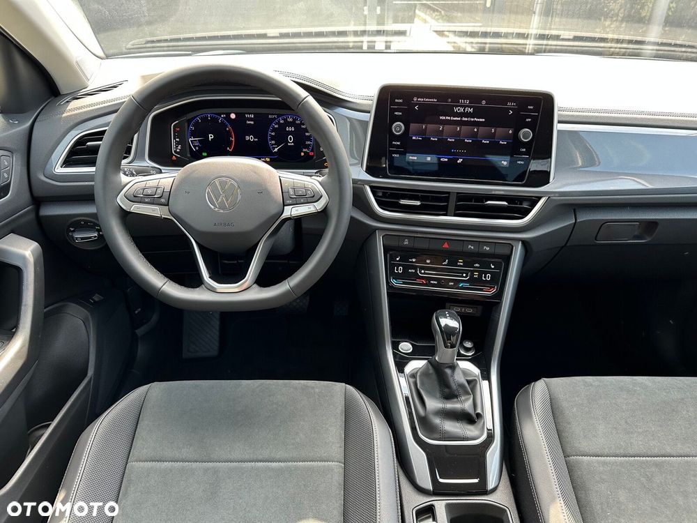 Volkswagen T-Roc - 22